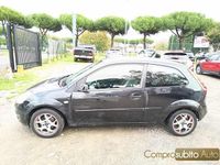 Usata Ford Fiesta Titanium 75 CV (55 kW) 2007 Nero Utilitaria
