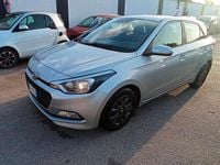 Usata Hyundai i20 73 CV (53 kW) 2018 Argento Berlina