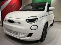 Usata Fiat 500e La Prima 86 kW (118 CV) 2024 Bianco gelato Berlina