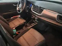 Usata Kia Stonic 100 CV (73 kW) 2018 Grigio SUV