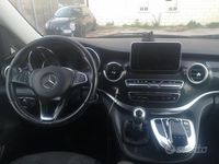 Usata Mercedes V220 163 CV (119 kW) 2015 Marrone Monovolume