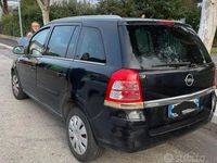Usata Opel Zafira 150 CV (110 kW) 2012 Nero Monovolume