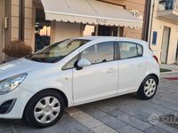 Usata Opel Corsa 75 CV (55 kW) 2013 Bianco Utilitaria