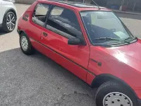 Usata Peugeot 205 83 CV (61 kW) 1992 Rosso Berlina