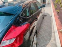 Usata Ford Focus 95 CV (69 kW) 2012 Nero Berlina