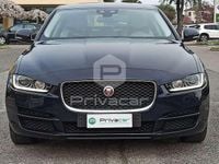 Usata Jaguar XE Prestige 179 CV (131 kW) 2018 Blu Berlina