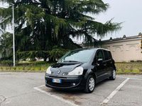 Usata Renault Modus 90 CV (66 kW) 2012 Nero Monovolume