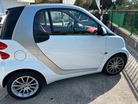 Begagnad Smart ForTwo Coupé 84 HK (61 kW) 2011 Vit Sportkupé