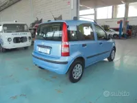 Usata Fiat Panda Dynamic 69 CV (50 kW) 2011 Bluazzurro Utilitaria