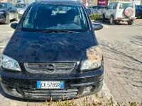Usata Opel Zafira 125 CV (91 kW) 2004 Nero Monovolume