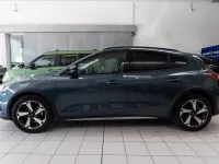 Usata Ford Focus Active 125 CV (91 kW) 2023 Blu metallizzato SUV