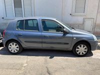 Usata Renault Clio II 75 CV (55 kW) 2009 Blu Utilitaria