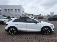 Usata Audi A3 S-Line 150 CV (110 kW) 2024 Bianco Berlina
