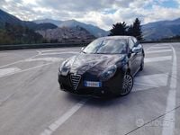 Usata Alfa Romeo Giulietta Distinctive 140 CV (102 kW) 2011 Nero Utilitaria