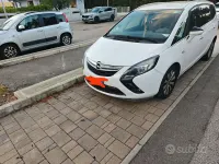 Usata Opel Zafira Tourer Cosmo 150 CV (110 kW) 2014 Bianco Monovolume