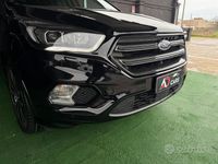 Usata Ford Kuga ST-Line 150 CV (110 kW) 2019 Nero SUV