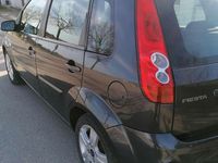 Usata Ford Fiesta 75 CV (55 kW) 2008 Berlina