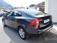 Usata Volvo S60 Business Edition 190 CV (139 kW) 2018 Grigio Berlina