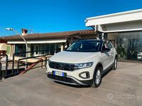 Usata VW T-Roc Life 110 CV (80 kW) 2022 Altro SUV