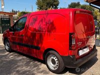 Usata Citroën Berlingo 99 CV (72 kW) 2017 Rosso Monovolume