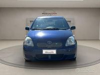 Usata Toyota Yaris Sol 65 CV (47 kW) 2004 Blu met Berlina