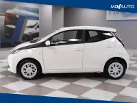 Usata Toyota Aygo Cool 69 CV (50 kW) 2016 Bianco Utilitaria