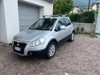 Usata Fiat Sedici Dynamic 120 CV (88 kW) 2009 Grigio SUV