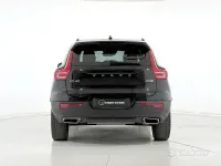 Usata Volvo XC40 R-Design 150 CV (110 kW) 2020 Nero SUV