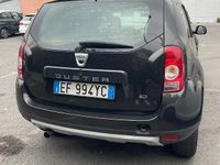 Usado Dacia Duster Lauréate 110 CV (80 kW) 2011 Negro SUV