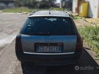 Usata Audi A6 130 CV (95 kW) 2002 Nero Station wagon