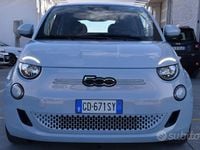 Usata Fiat 500e Icon 86 kW (118 CV) 2020 Azzurro Berlina