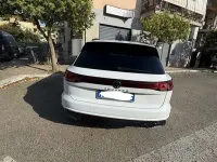 Usata VW Touareg R-line 231 CV (169 kW) 2024 SUV