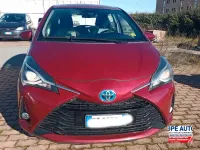 Usata Toyota Yaris Hybrid Active 73 CV (53 kW) 2019 Rosso Berlina