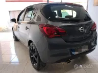Usado Opel Corsa 90 HP (66 kW) 2016 Cinzento Citadino