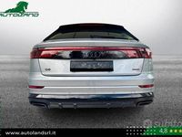 Nuova Audi Q8 S-Line 286 CV (210 kW) 2025 Grigio SUV