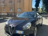 Usado Alfa Romeo Giulietta Super 120 CV (88 kW) 2017 Negro Utilitario