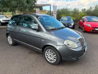 Usata Lancia Ypsilon 75 CV (55 kW) 2010 Grigio Utilitaria