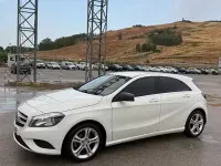 Usata Mercedes A160 90 CV (66 kW) 2014 Bianco Utilitaria