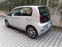 Usata VW up! Move 68 CV (50 kW) 2019 Argento Utilitaria