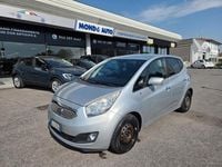 Usata Kia Venga 116 CV (85 kW) 2011 Argento Utilitaria