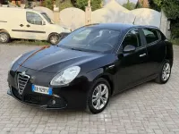 Gebraucht Alfa Romeo Giulietta 105 PS (77 kW) 2013 Schwarz Kleinwagen