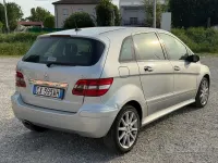 Usata Mercedes B180 109 CV (80 kW) 2006 Grigio Monovolume