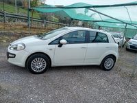 Usata Fiat Grande Punto 75 CV (55 kW) 2010 Bianco Utilitaria