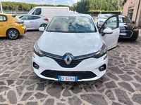 Usata Renault Clio V Business 101 CV (74 kW) 2021 Bianco Berlina