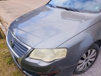 Usata VW Passat 140 CV (102 kW) 2006 Grigio Station wagon