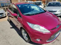 Usata Ford Fiesta Titanium 68 CV (50 kW) 2011 Viola Berlina
