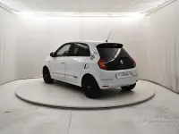 Usata Renault Twingo Urban Night 60 kW (82 CV) 2023 Bianco Utilitaria