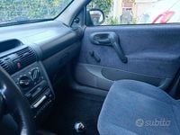 Usata Opel Corsa 45 CV (33 kW) 1996 Utilitaria