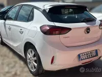 Usata Opel Corsa Edition 75 CV (55 kW) 2022 Bianco Utilitaria