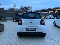Usata Smart ForFour Prime 71 CV (52 kW) 2017 Bianco Utilitaria
